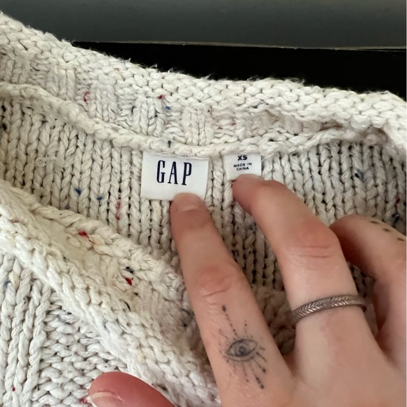 Gap Off-White Color Flecked Knot Sweater - Picture 3 of 3